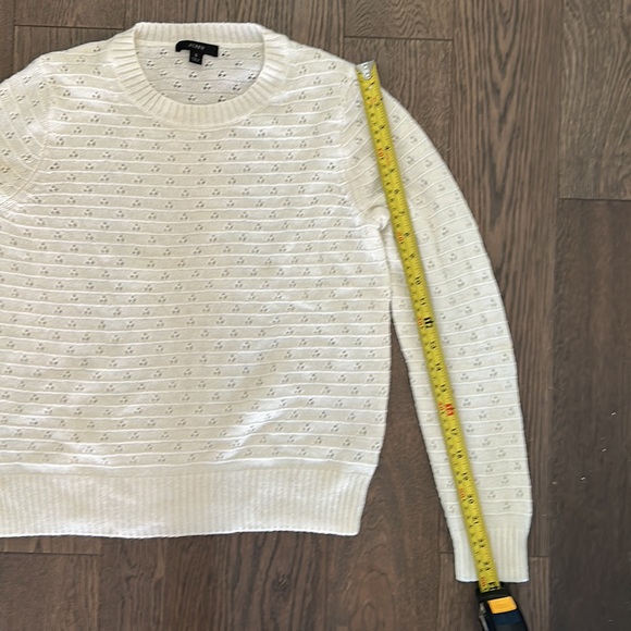 EUC JCrew Cream Sweater - Picture 7 of 7
